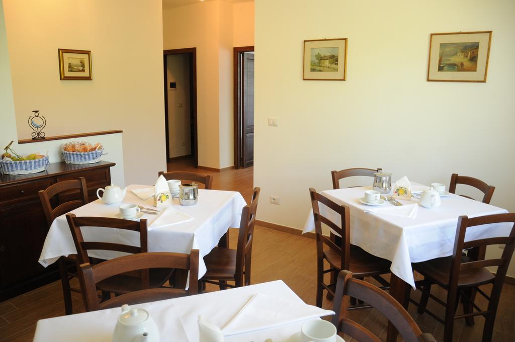 B&B La Coccarda Castell'Alfero Luaran gambar
