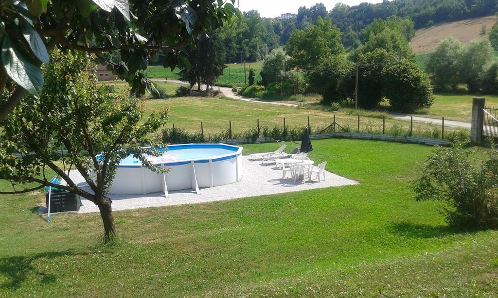 B&B La Coccarda Castell'Alfero Luaran gambar